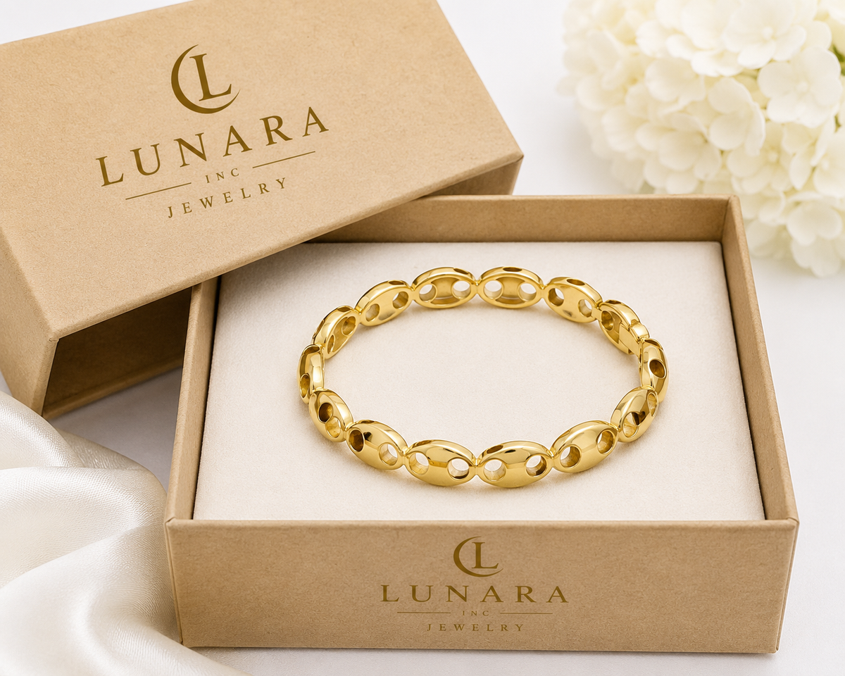 ✨ Open Oval Link Gold Bangle