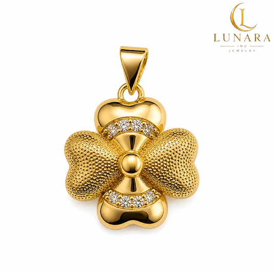 Golden Clover Sparkle Pendant