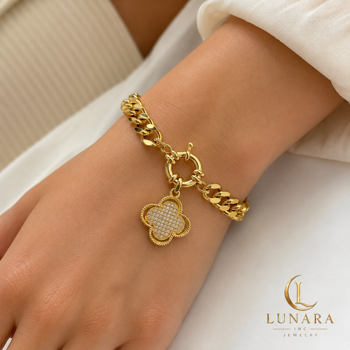 Diamond Clover Bracelet ✨