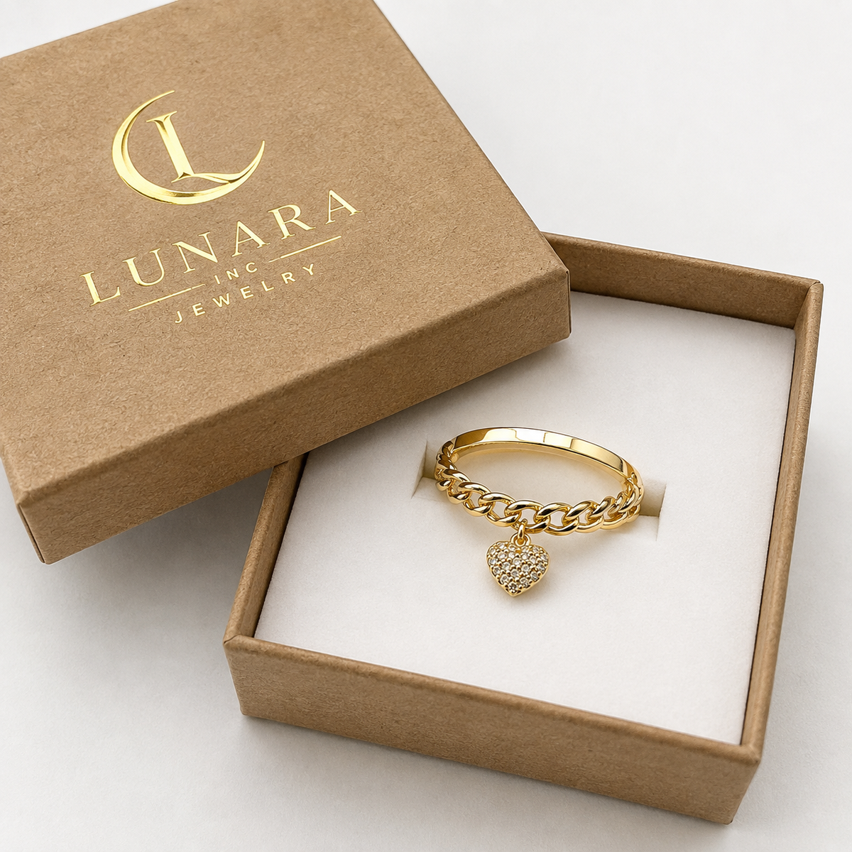 ✨ Cubic Zirconia Heart Chain Ring
