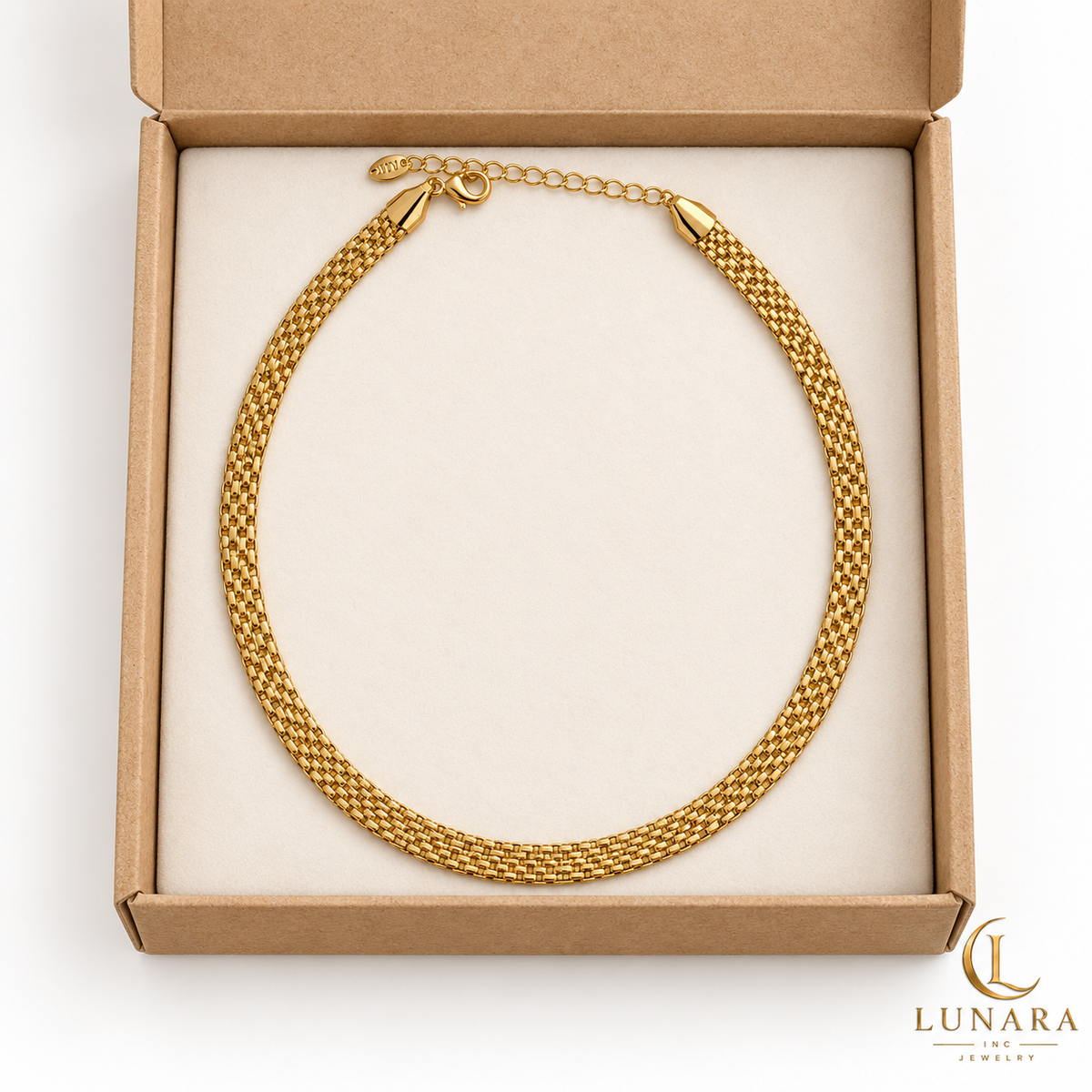 Golden Woven Elegance Necklace