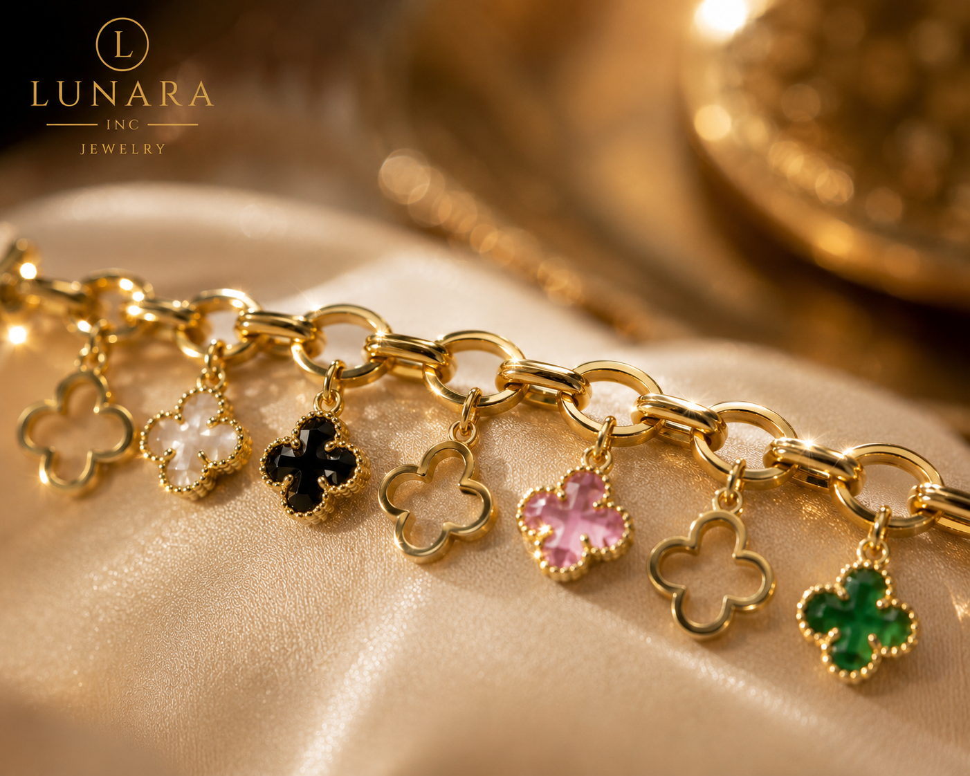 Luxury Clover Charm Bracelet ✨