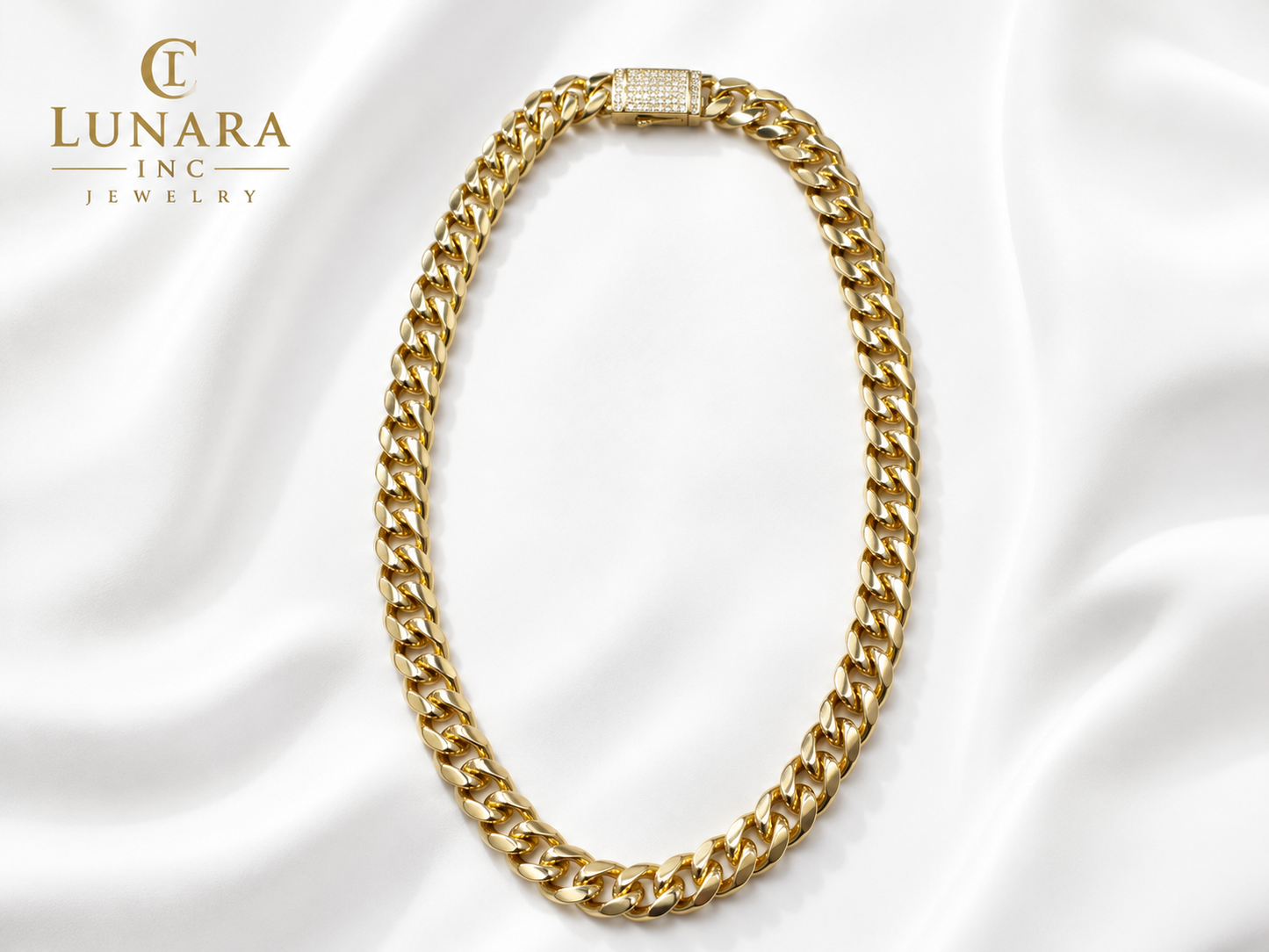Lunara Royale Cuban Necklace