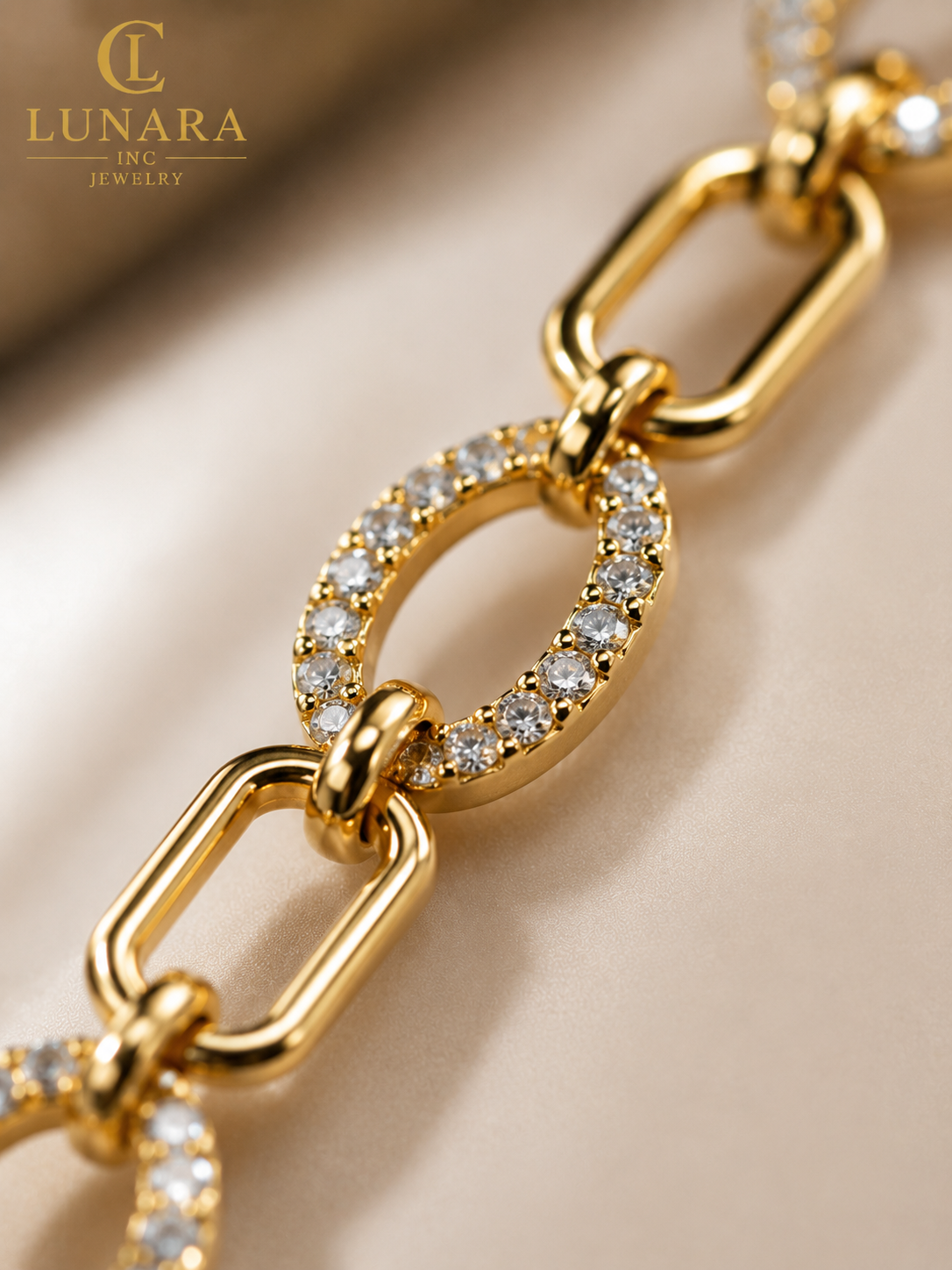 Lunara Oval Radiance Bracelet