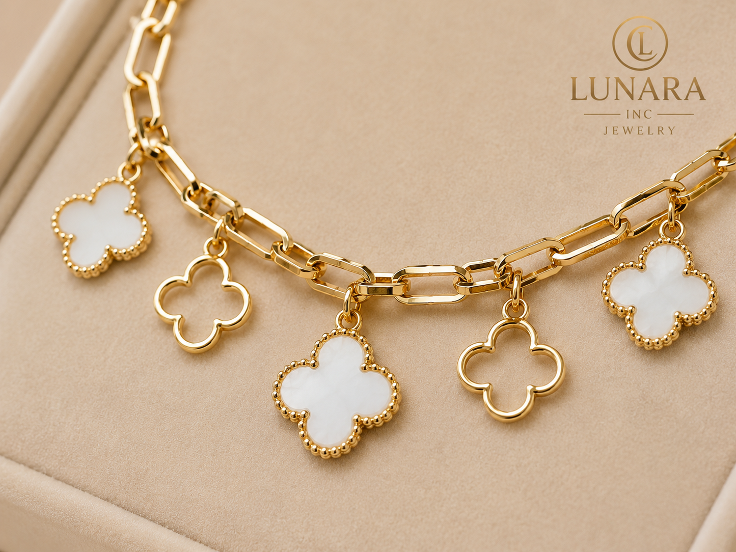 White Clover Luxe Necklace