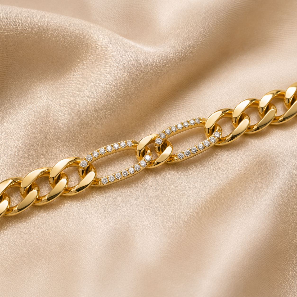 Lunara Royale Link Bracelet