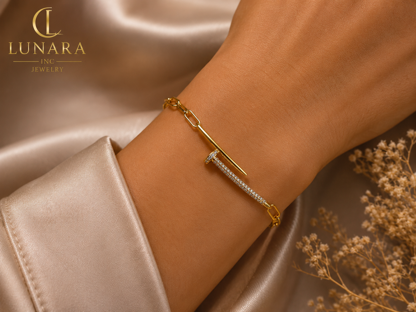 Lunara Golden Nail Bracelet
