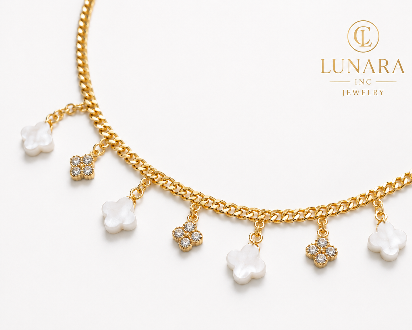 White Clover Spark Necklace