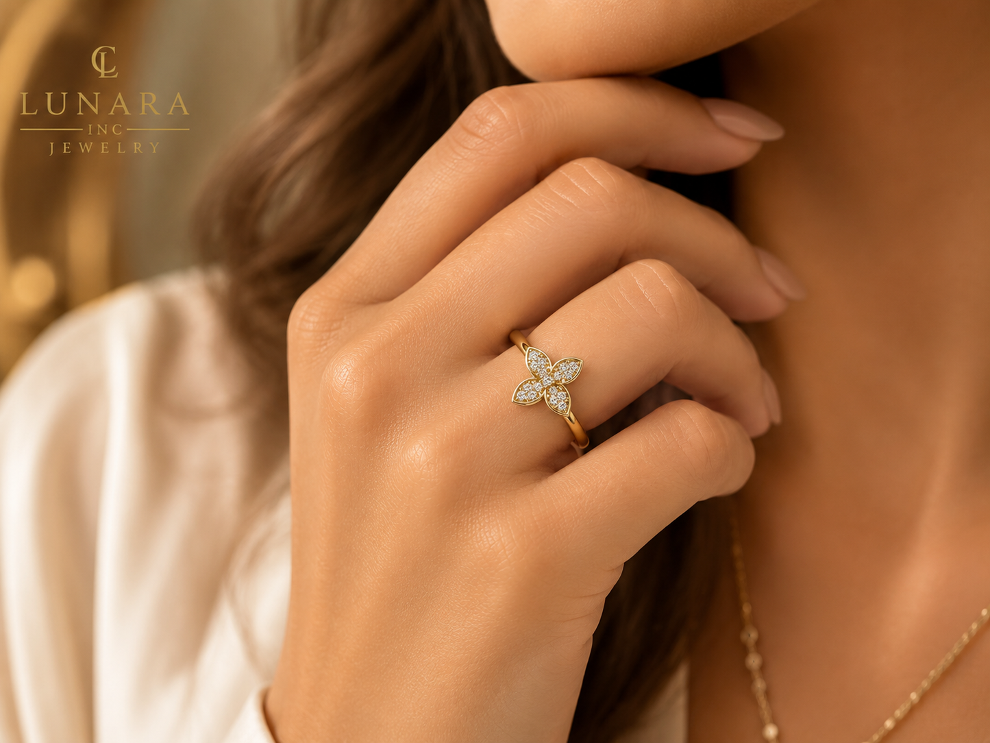 Lunara Fleur Royale Ring