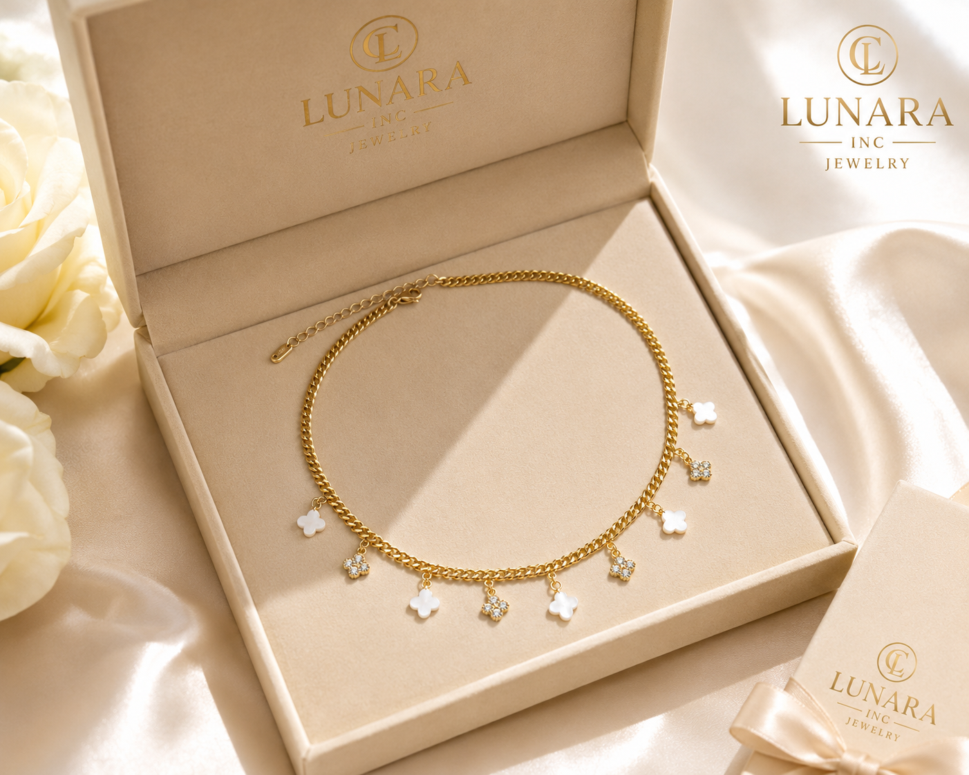 White Clover Spark Necklace