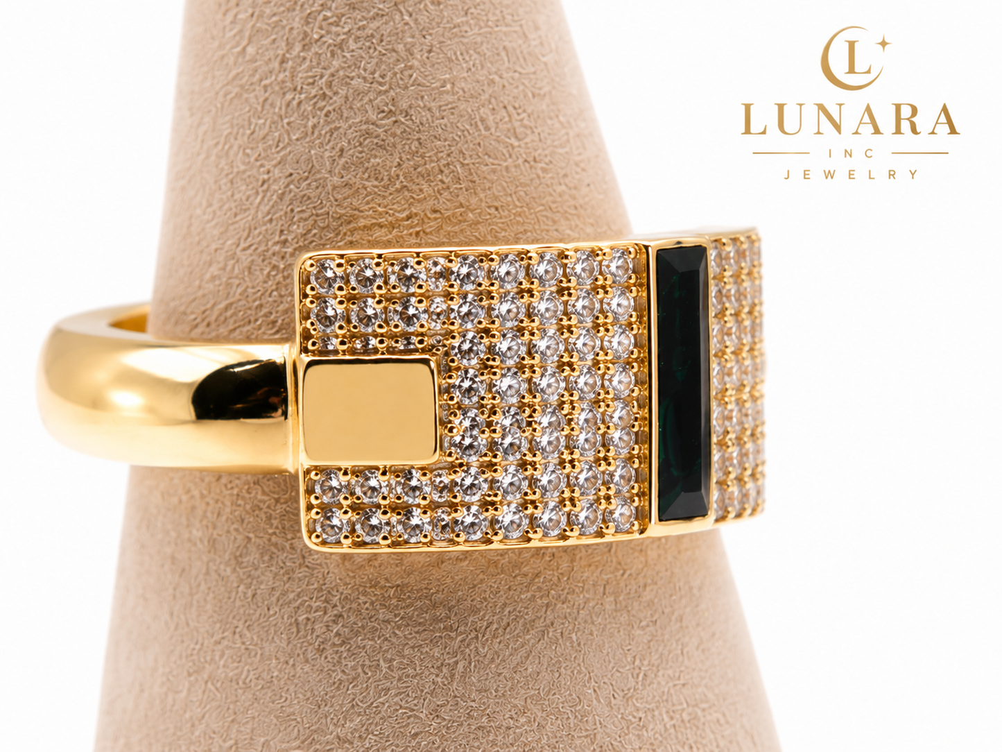 Lunara Emerald Royale Ring