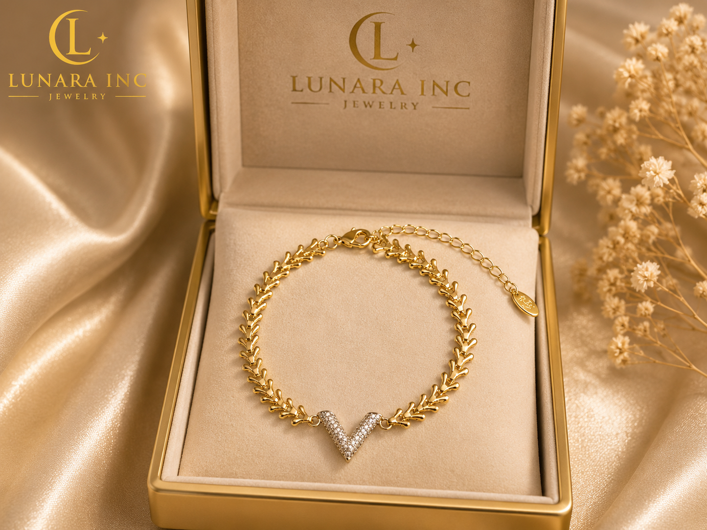 Lunara V Glow Bracelet